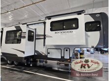 Smoothest-Towing Fifth Wheels Under 0K image