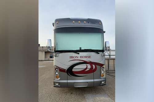 2016 Foretravel IH-45 in nacogdoches TX