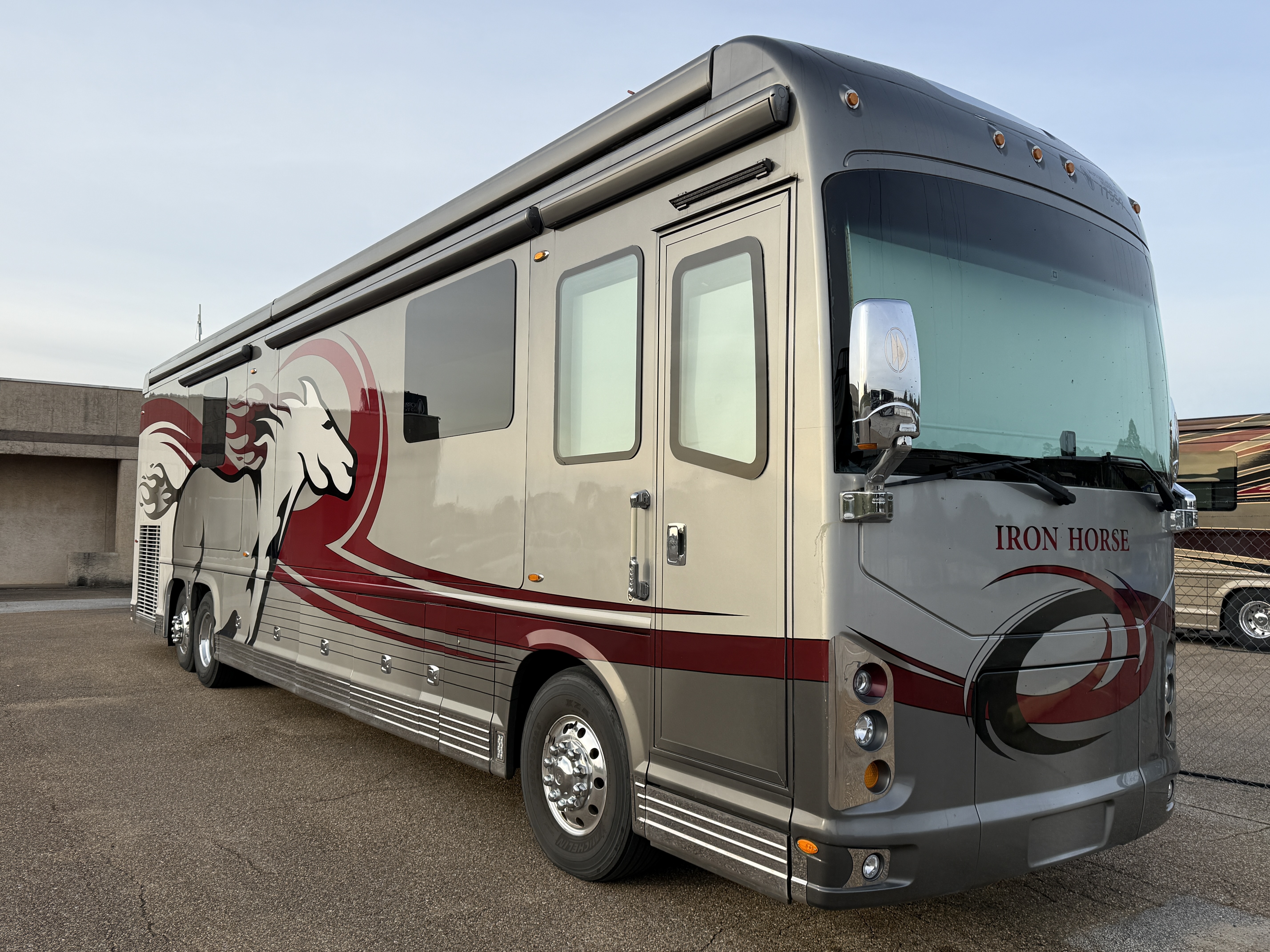 2016 Foretravel IH-45 in nacogdoches TX
