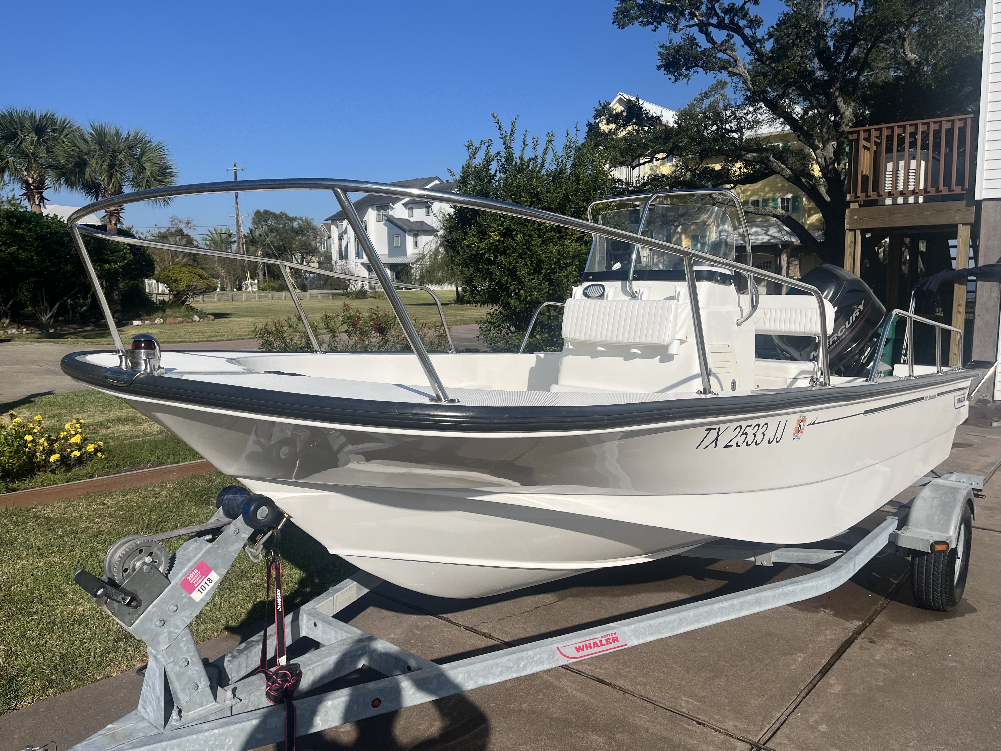 2014 Boston Whaler 17 MONTAUK in houston TX