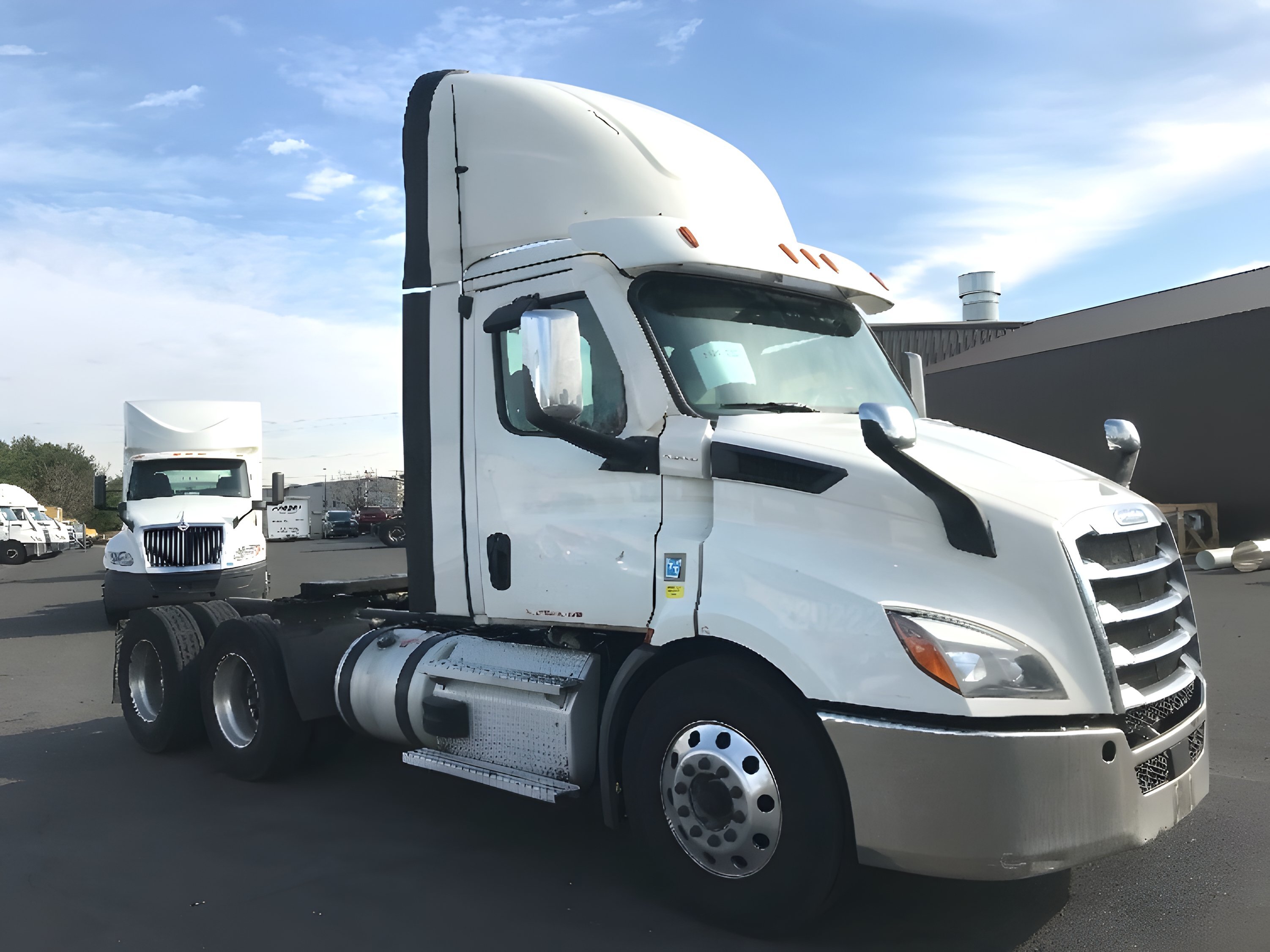 2021 FREIGHTLINER CASCADIA 116 in Burlington, NJ