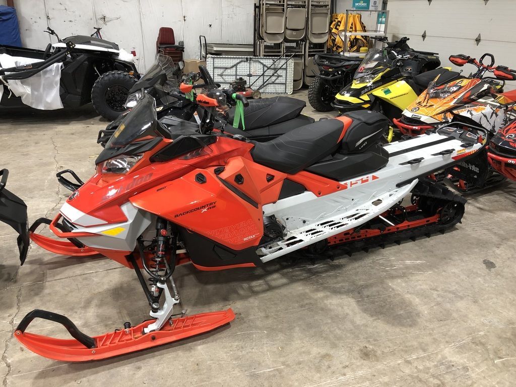 Red Used Ski-Doo For Sale - Ski-Doo Snowmobiles - Snowmobile Trader