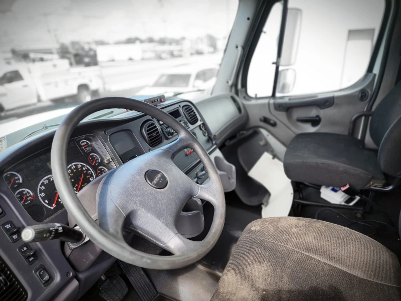 2014 FREIGHTLINER 108 SD w/VACTOR Mfg. HXX Prodigy® HYDRO & DRY VACUUM EXCAVATOR 