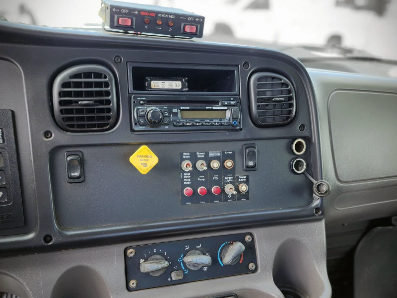 2014 FREIGHTLINER 108 SD w/VACTOR Mfg. HXX Prodigy® HYDRO & DRY VACUUM EXCAVATOR 
