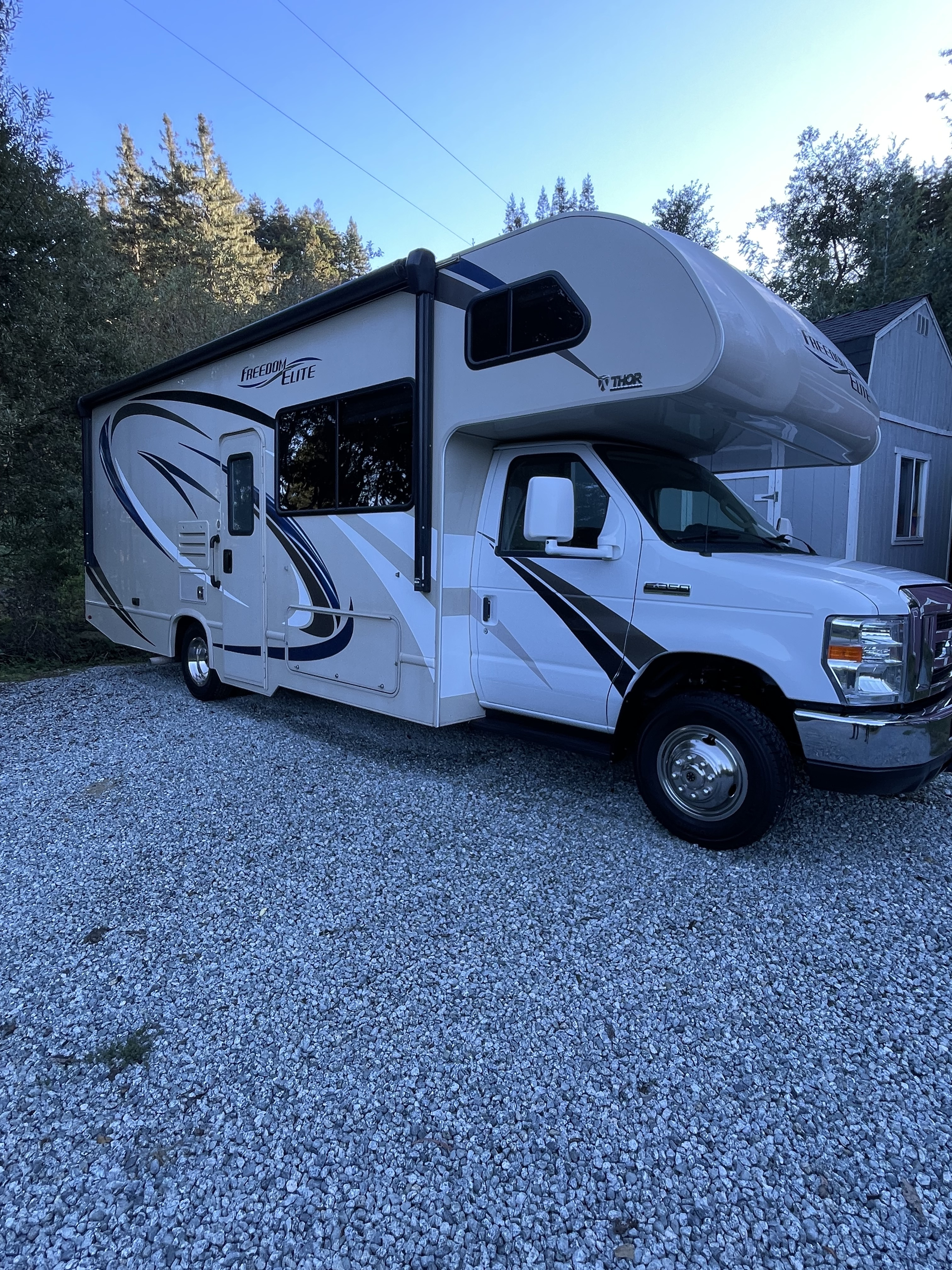 2019 Thor Motor Coach Freedom Elite 26HE RVs For Sale - RV Trader