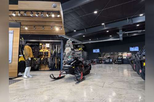 2020 Ski-Doo MXZ® X-RS® Rotax® 850 E-TEC® Ice R. XT 1.25 Black in dickeyville WI