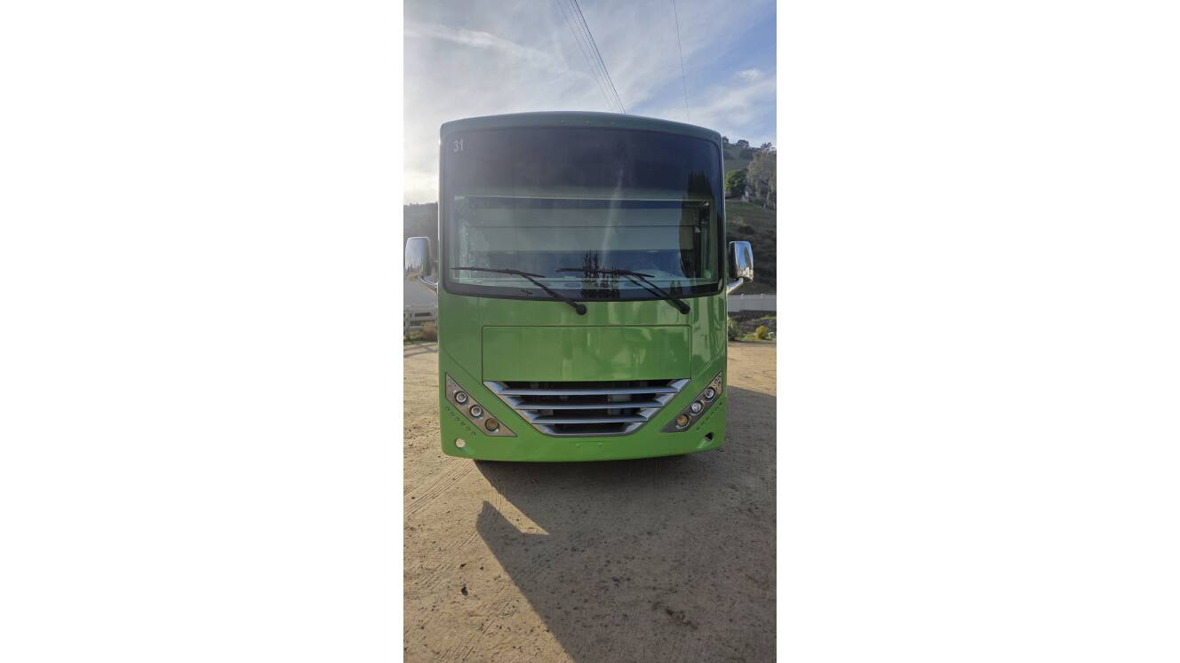 A photo of this 2018 Thor Motor Coach HURRICANE 29M