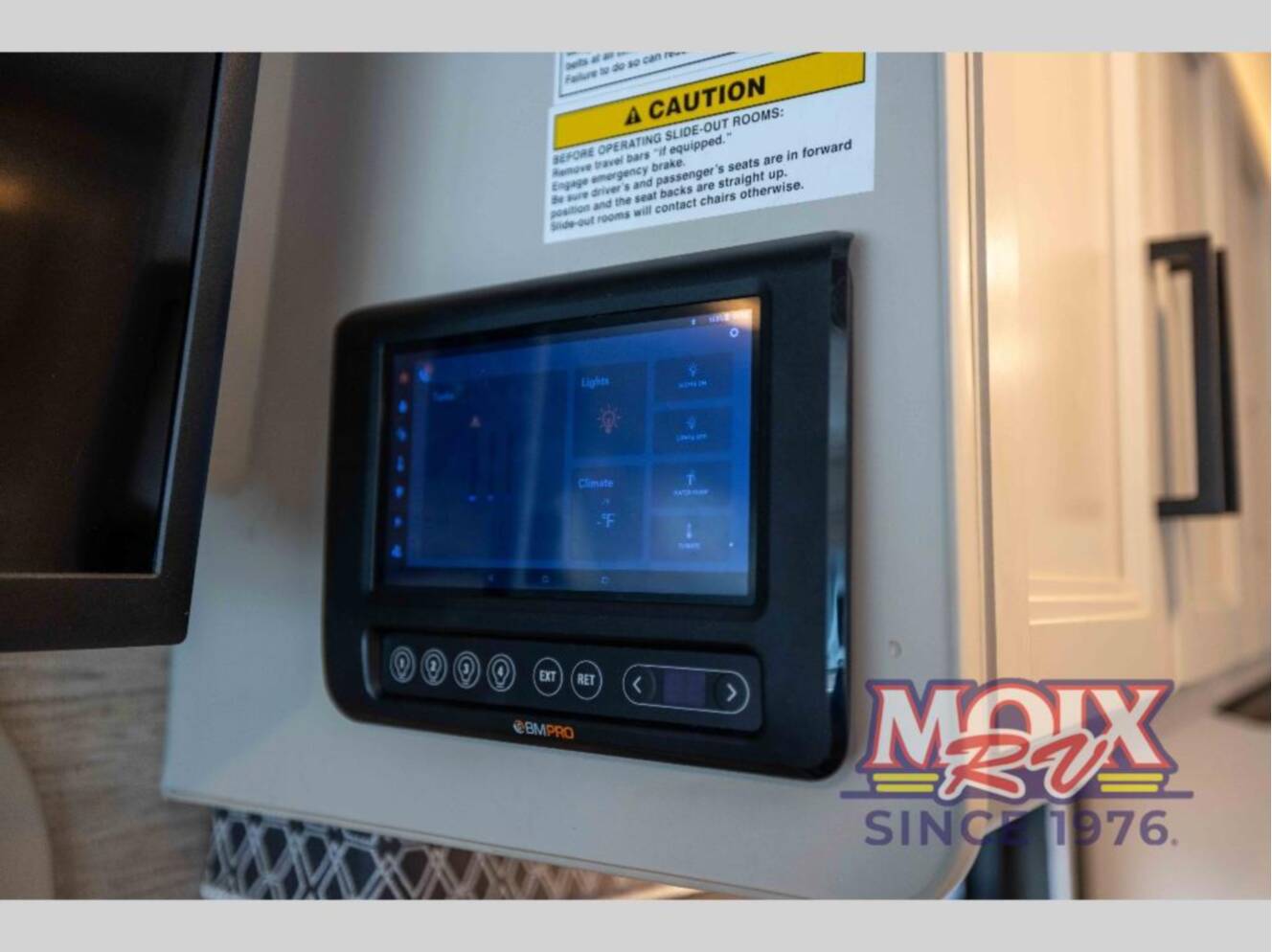 A photo of this 2023 Thor Motor Coach Axis 24.1