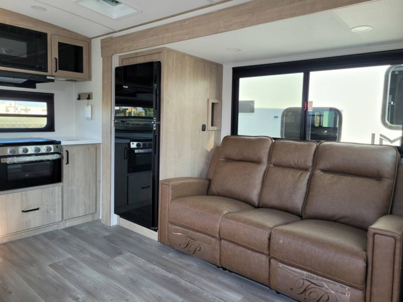 A photo of this 2026 Grand Design Imagine 2700BS