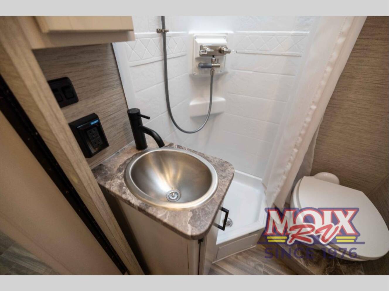 A photo of this 2023 Thor Motor Coach Axis 24.1