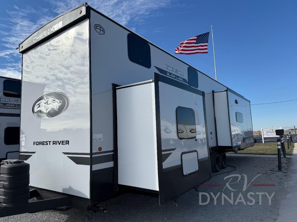 2026 Forest River Rv Cherokee Timberwolf Black Label 39DLBL in bunker hill IN