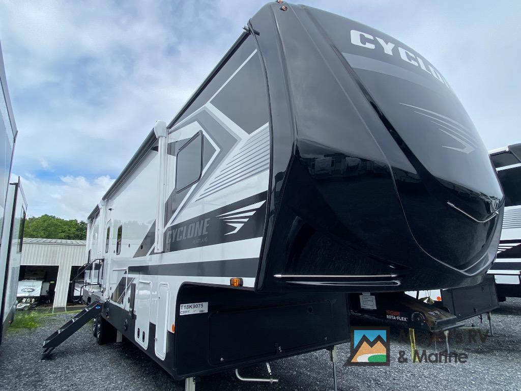 2026 Heartland Cyclone 3511 in clifton park NY