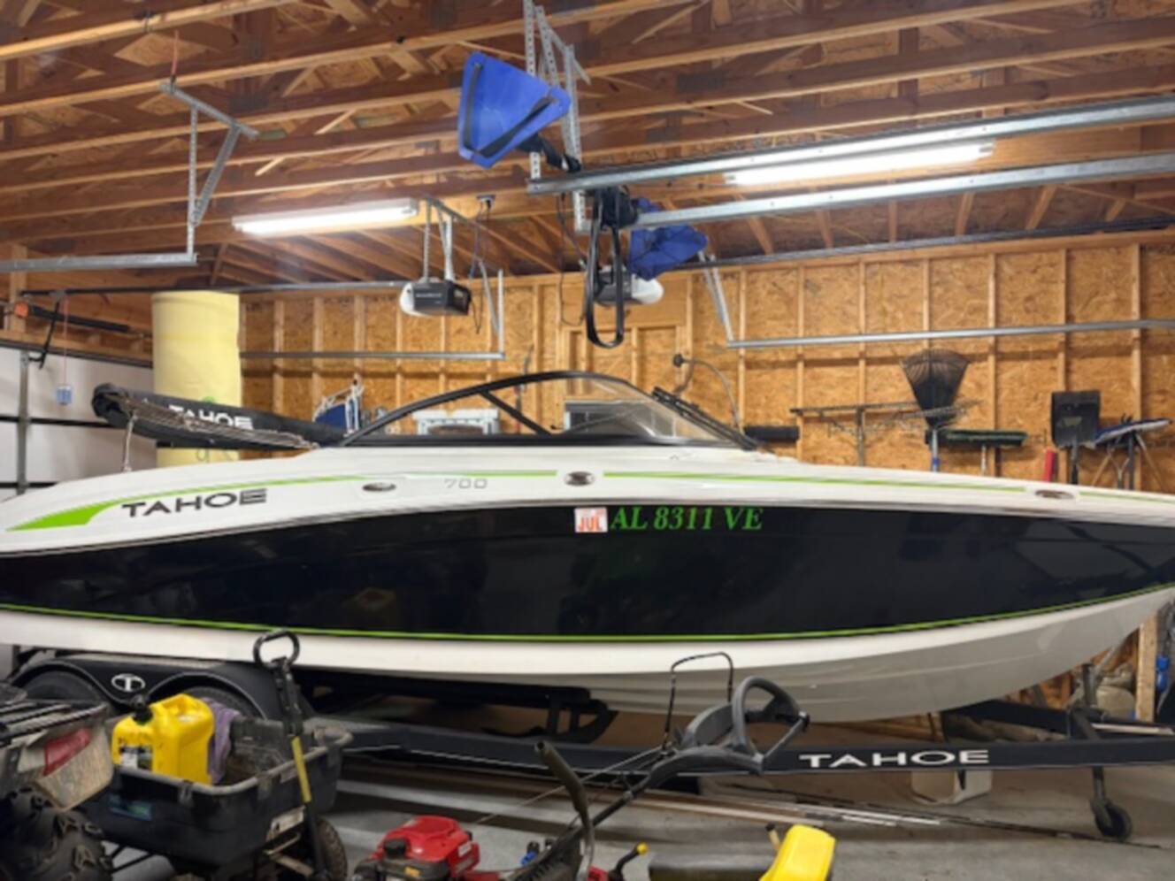 A photo of this 2020 Tahoe BOWRIDER