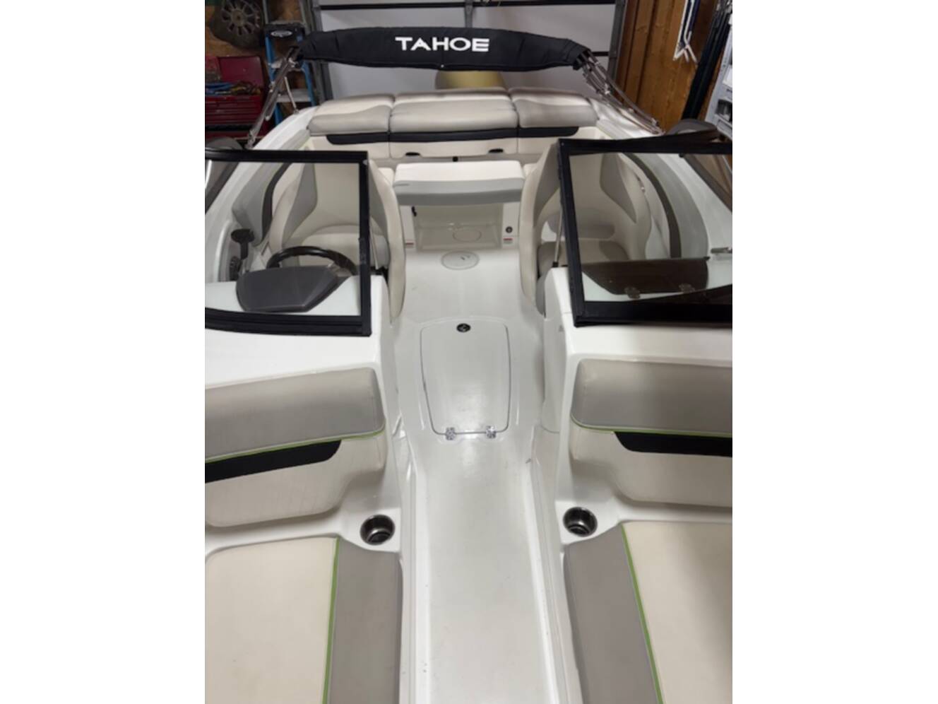 A photo of this 2020 Tahoe BOWRIDER