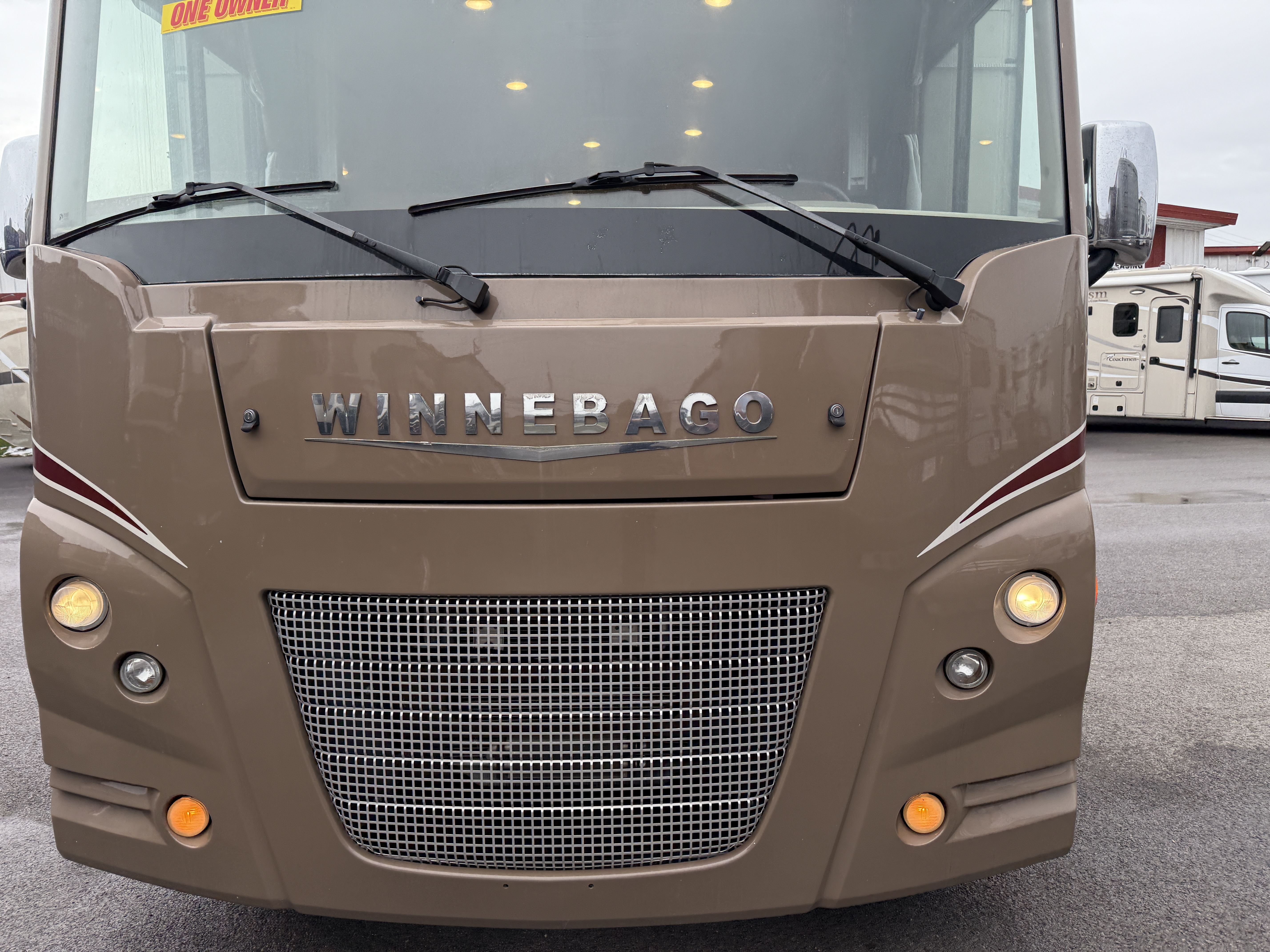 2016 Winnebago SUNSTAR LX 30T in findlay OH