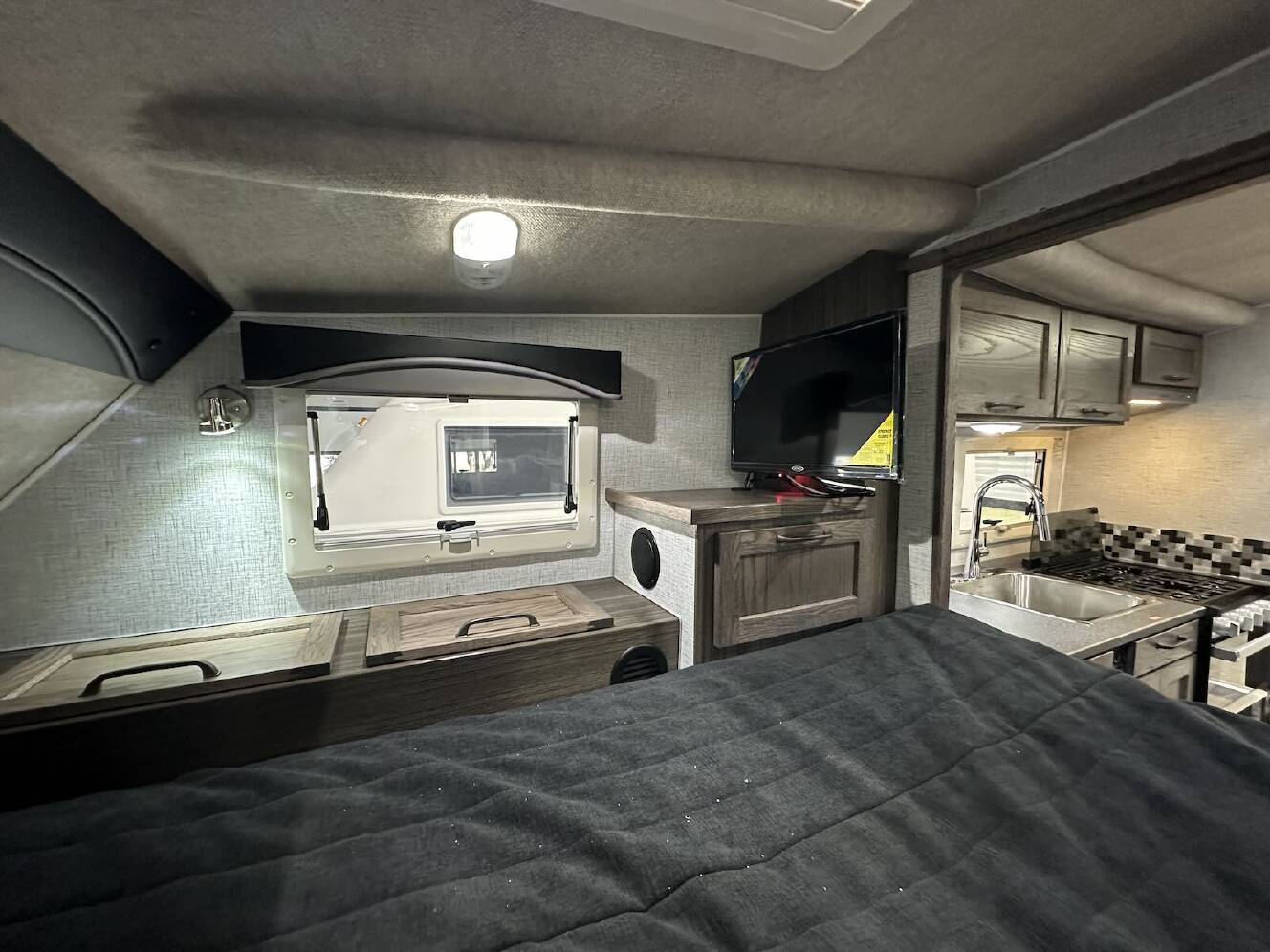 A photo of this 2026 Northern Lite LIMITED EDITION 10-2LEWB