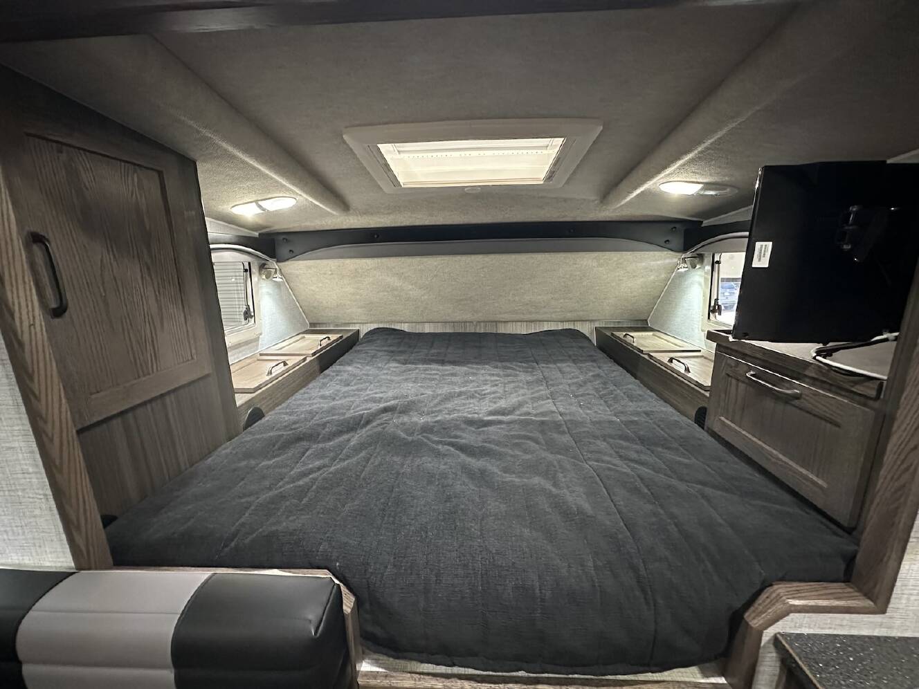 A photo of this 2026 Northern Lite LIMITED EDITION 10-2LEWB