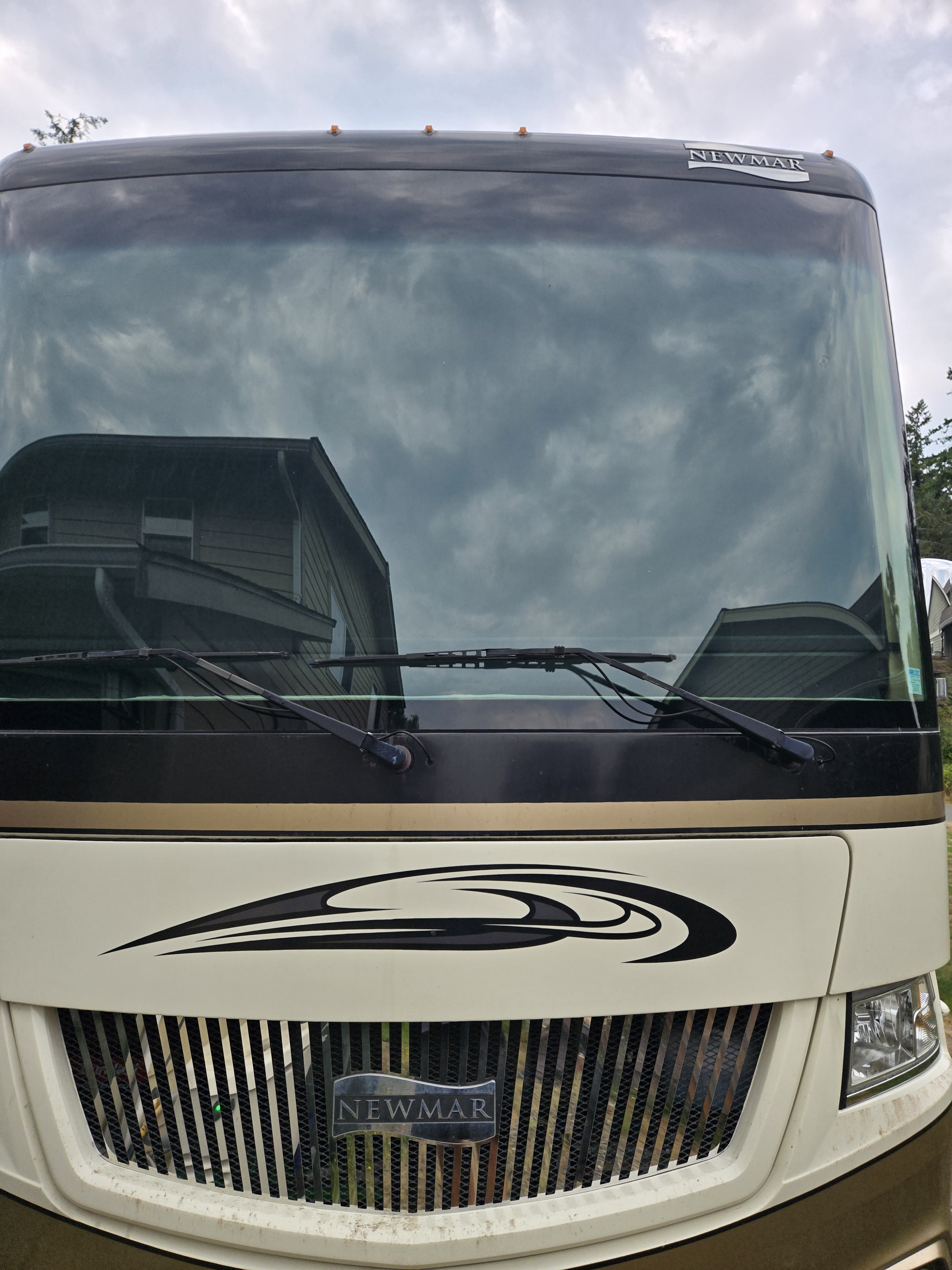 2016 Newmar CANYON STAR 3911 in bellingham WA