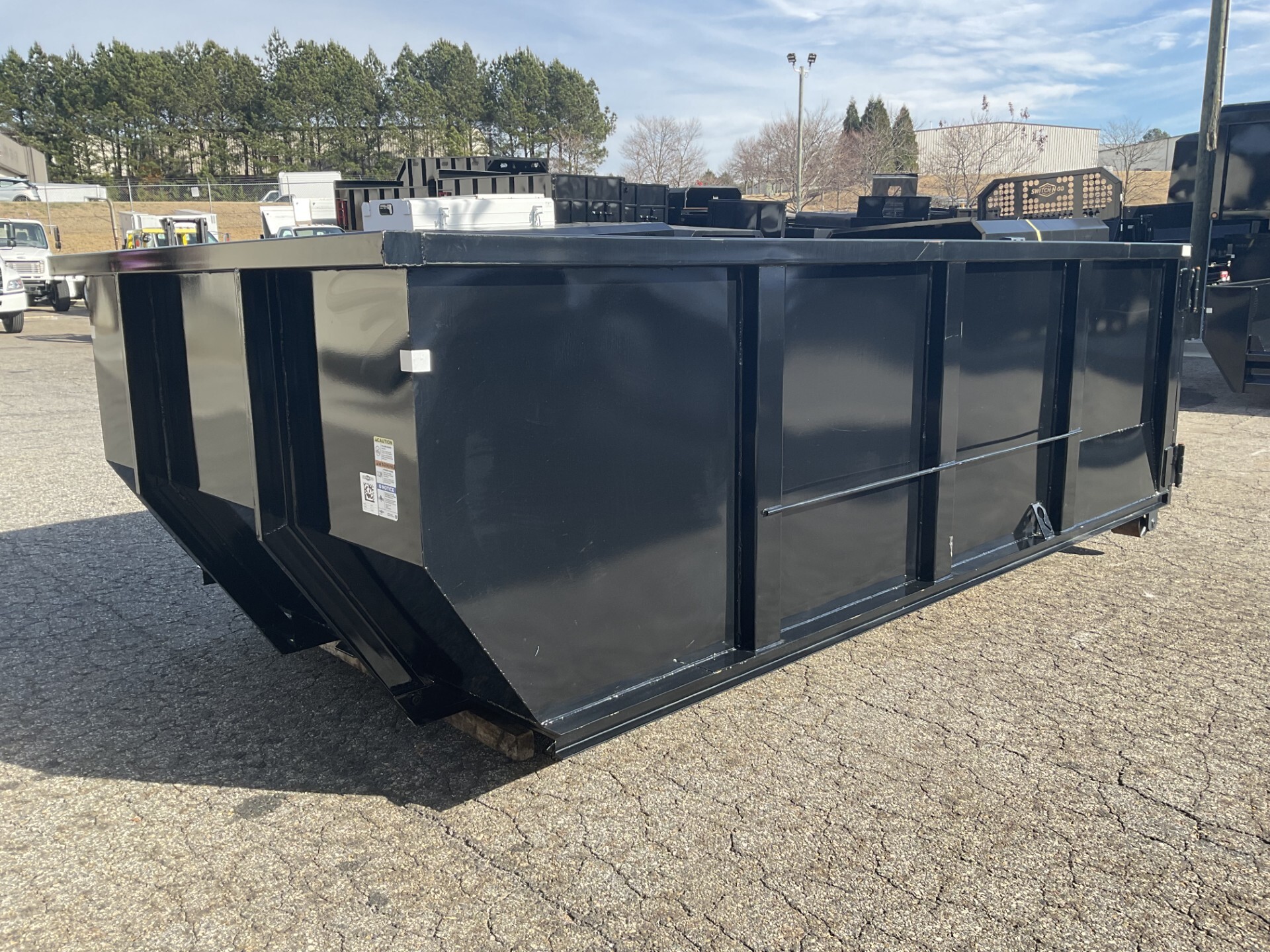 2026 SWITCH-N-GO 15FT HEAVY-DUTY DUMPSTER WITH REAR BARN DOORS in Winder, GA