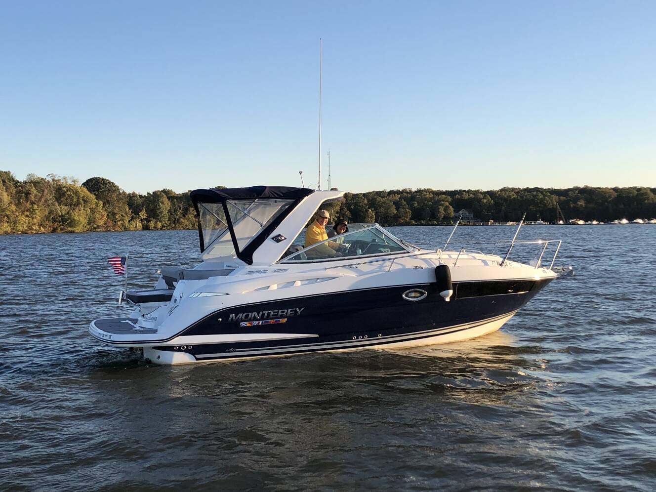 A photo of this 2022 Monterey Cruiser