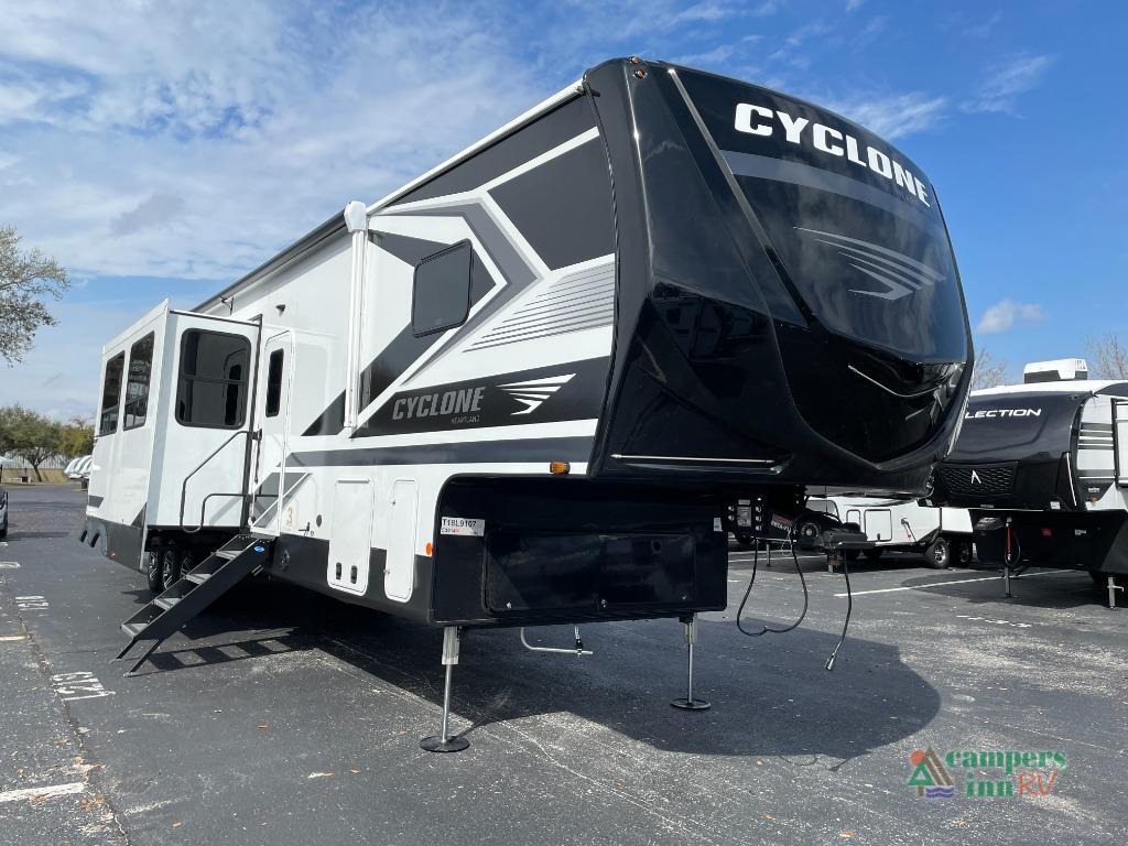 2026 Heartland Cyclone 3914 in seffner FL