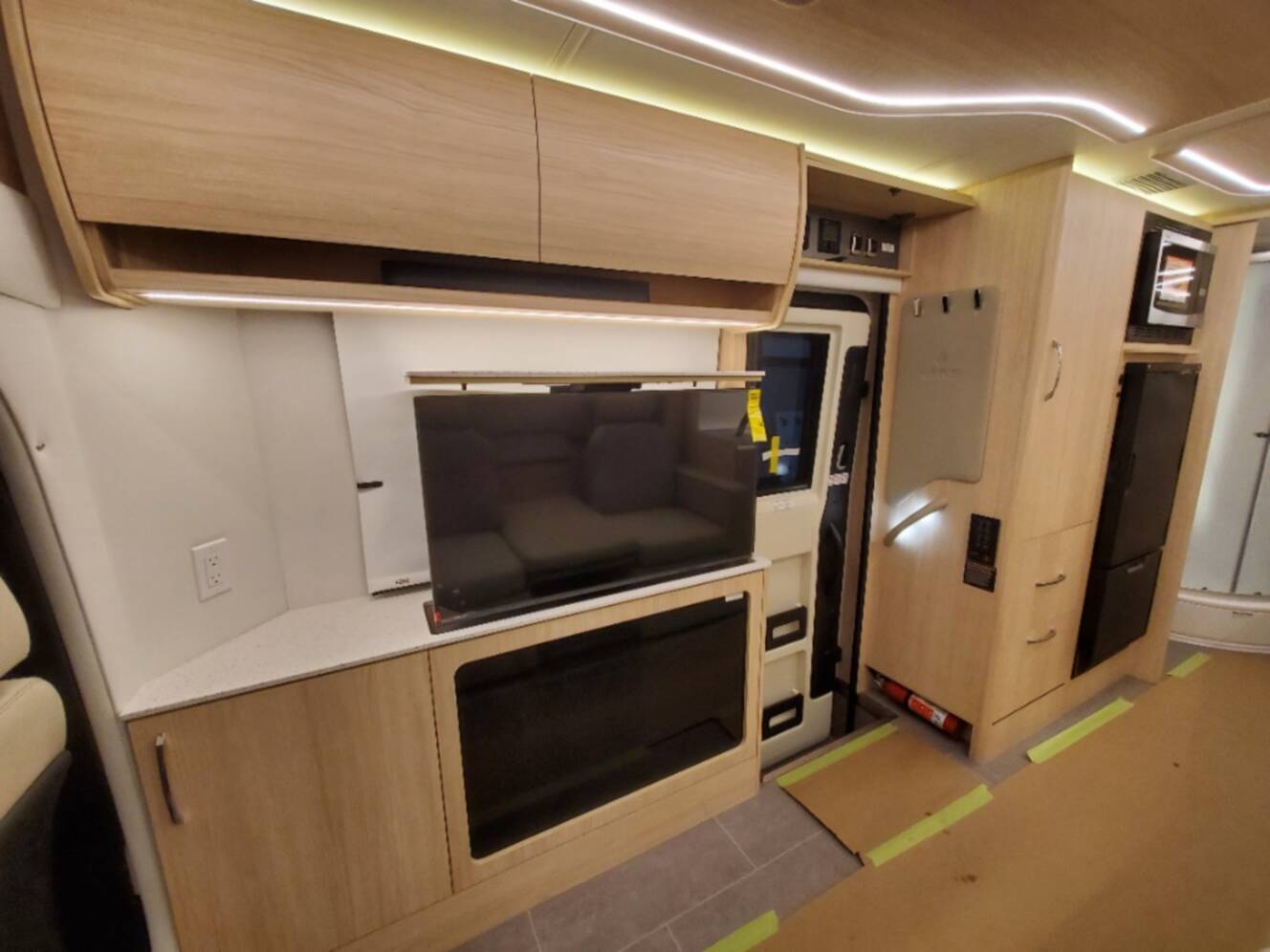 A photo of this 2026 Leisure Travel Unity U24MBL