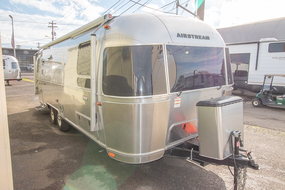 2021 Airstream International 27FB Twin in eugene OR