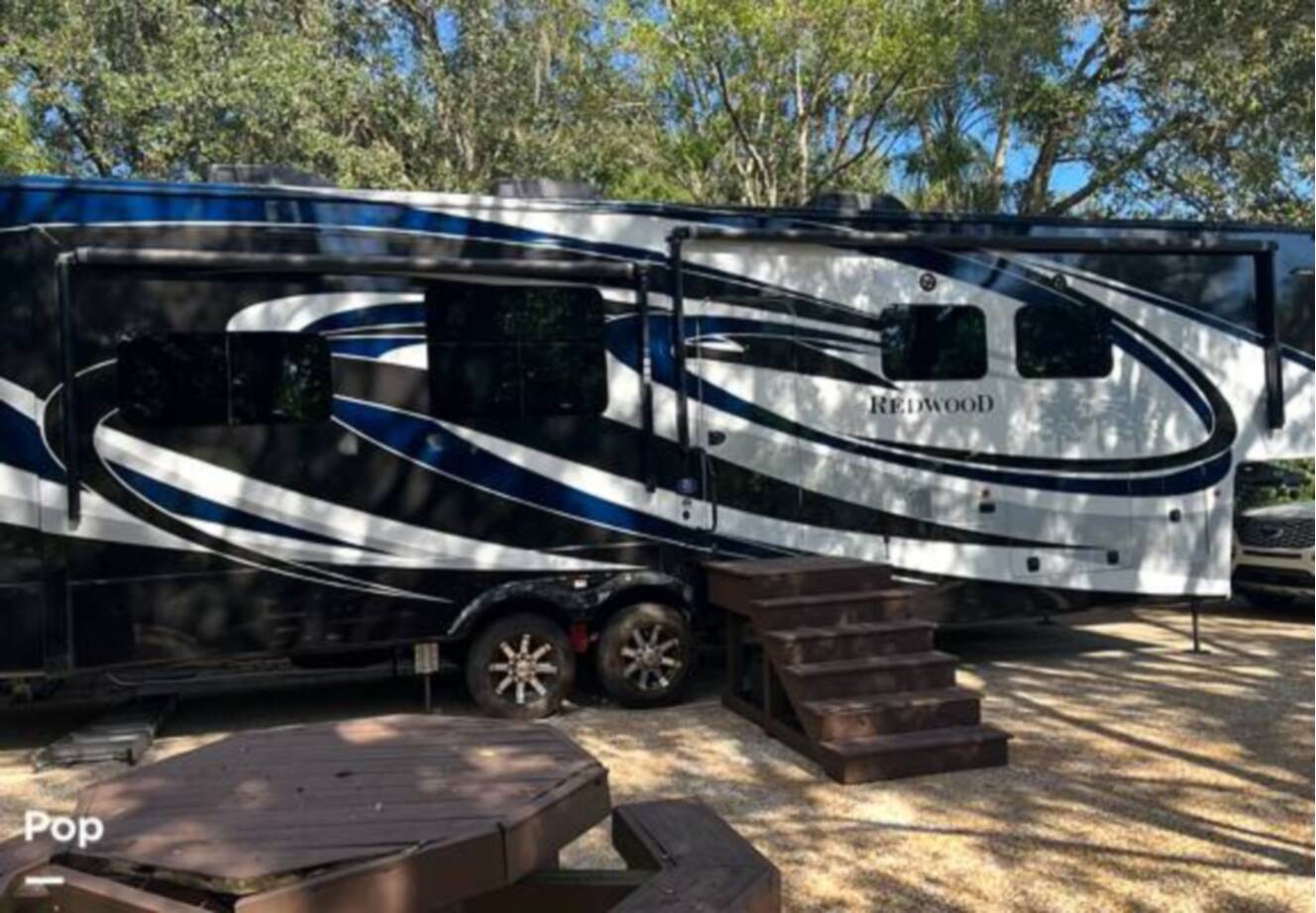 A photo of this 2019 Crossroads Redwood 3901MB