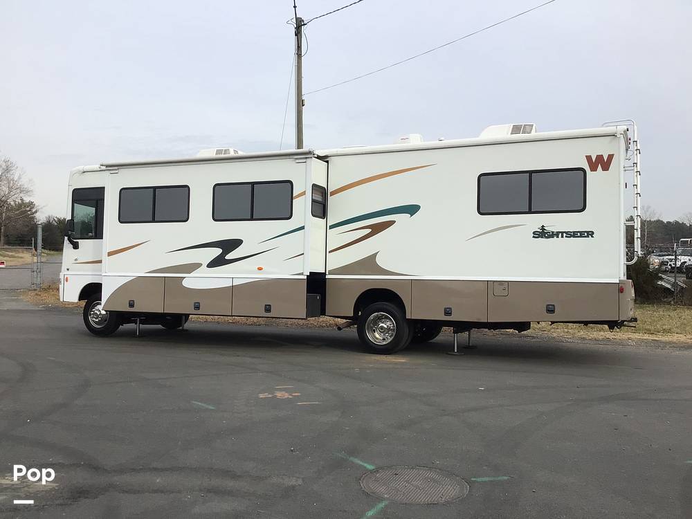 2007 Winnebago Sightseer 35J in south riding VA