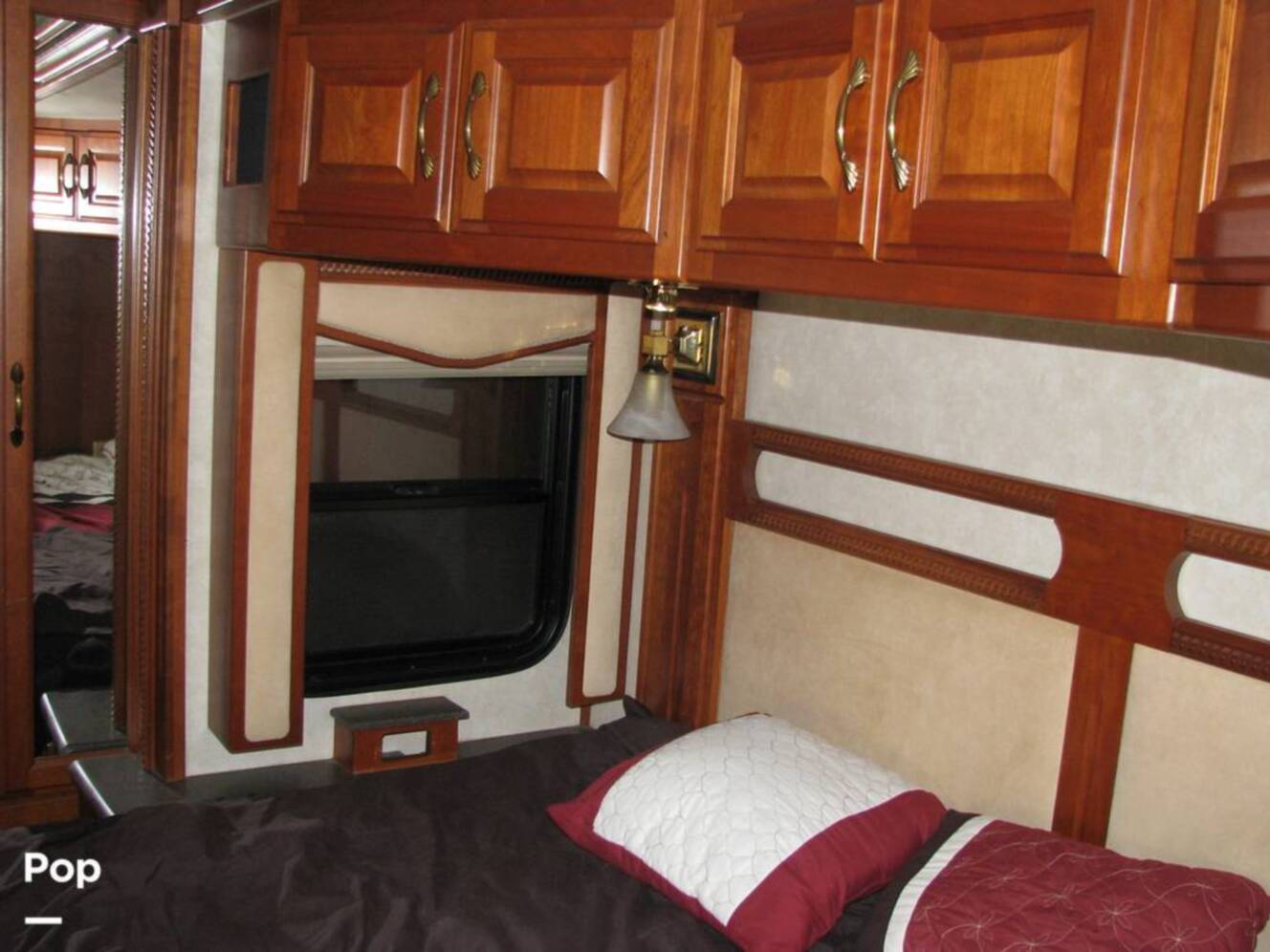 A photo of this 2007 American Coach American Tradition 42R