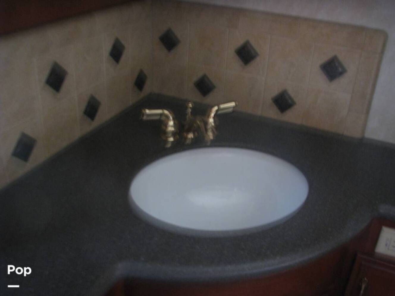 A photo of this 2007 American Coach American Tradition 42R