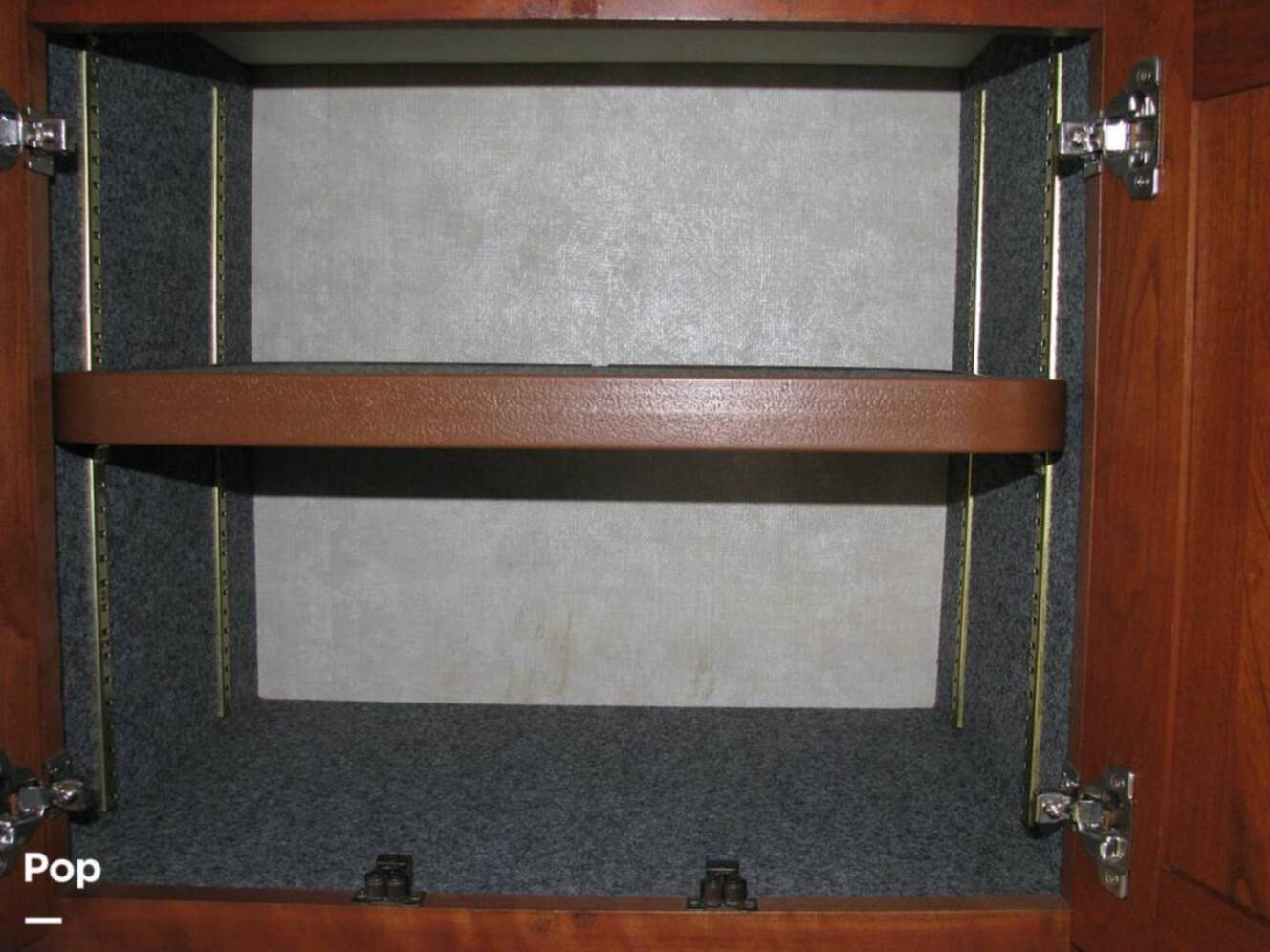 A photo of this 2007 American Coach American Tradition 42R