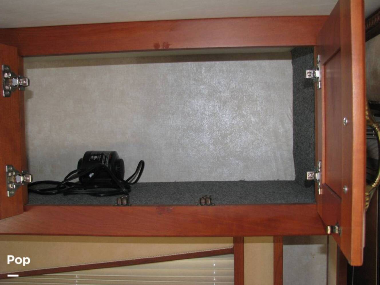 A photo of this 2007 American Coach American Tradition 42R
