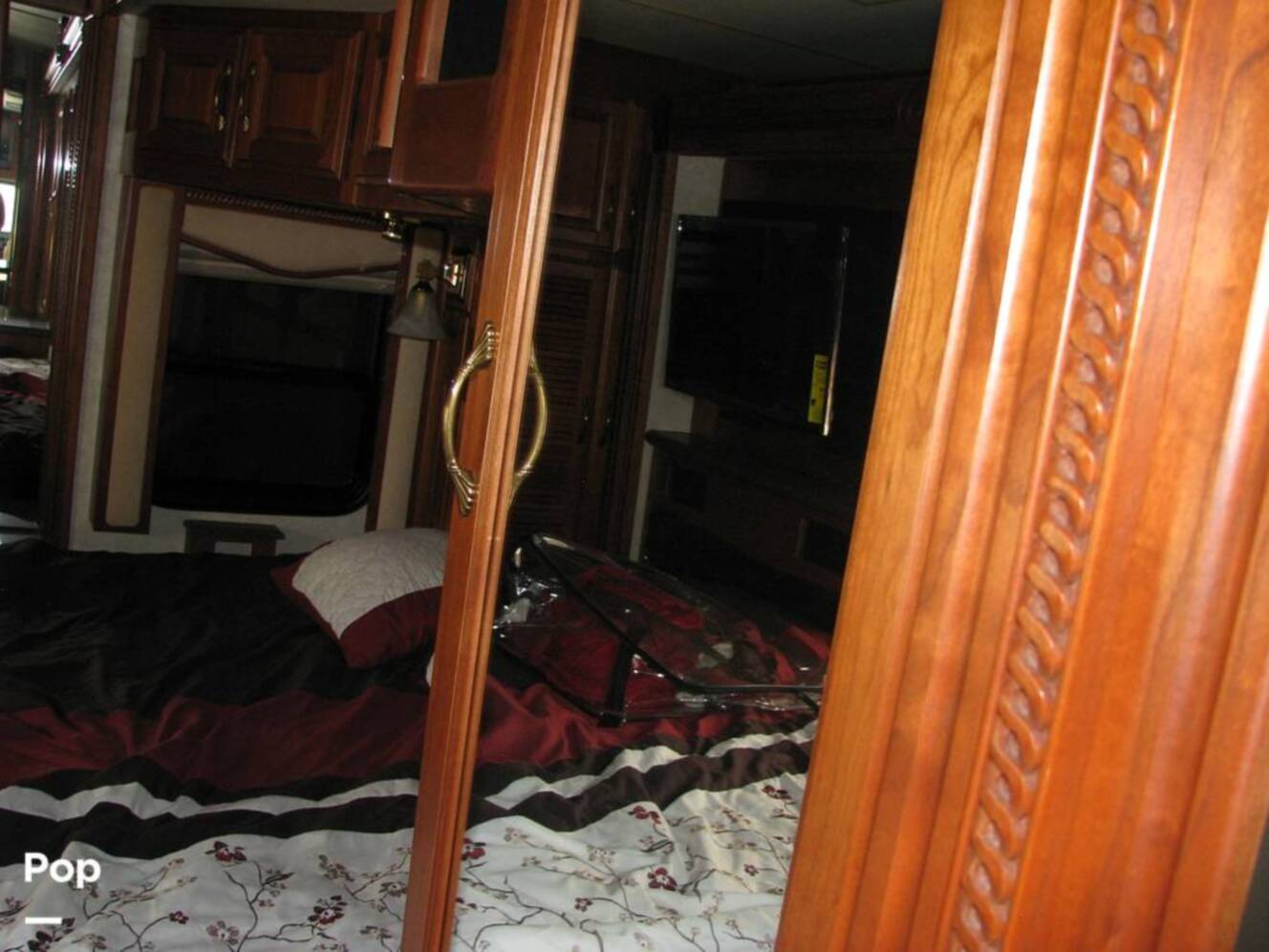 A photo of this 2007 American Coach American Tradition 42R