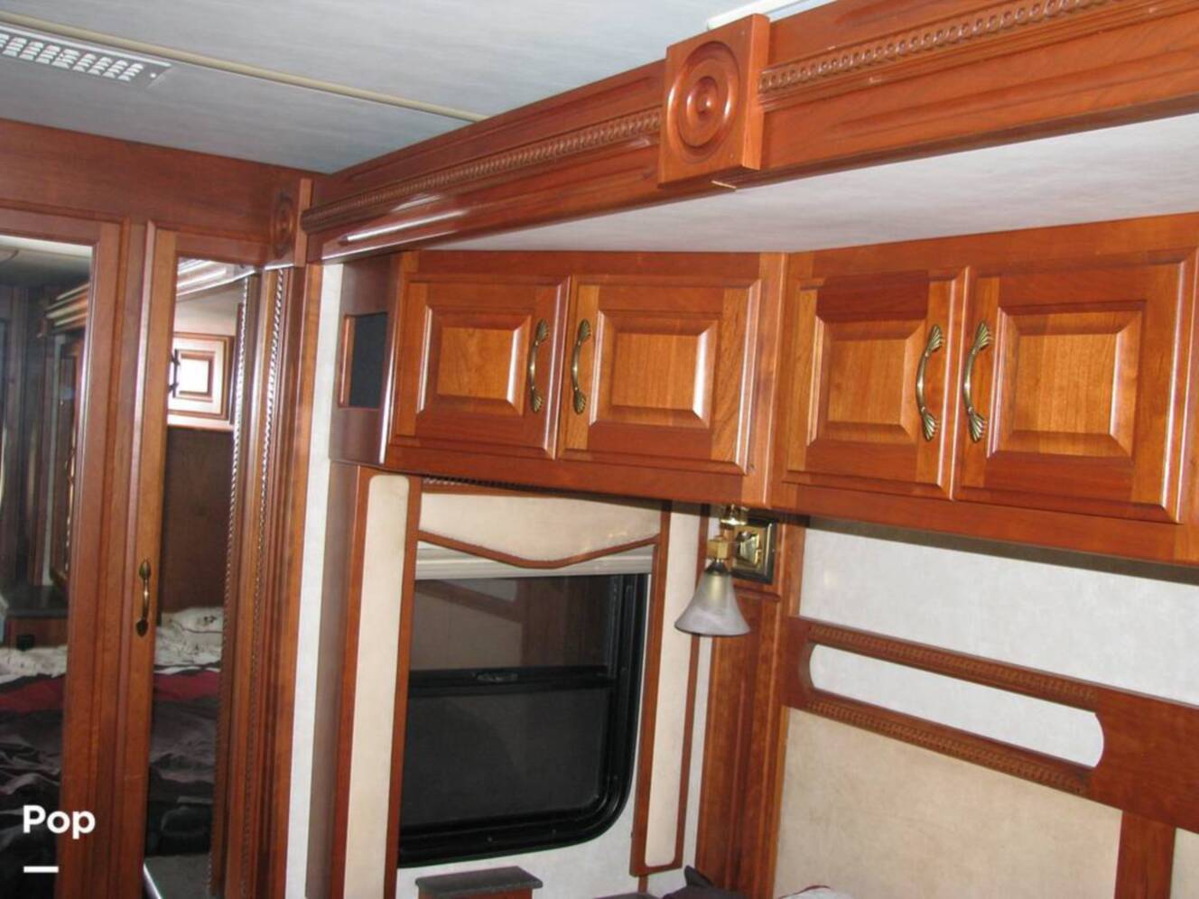 A photo of this 2007 American Coach American Tradition 42R