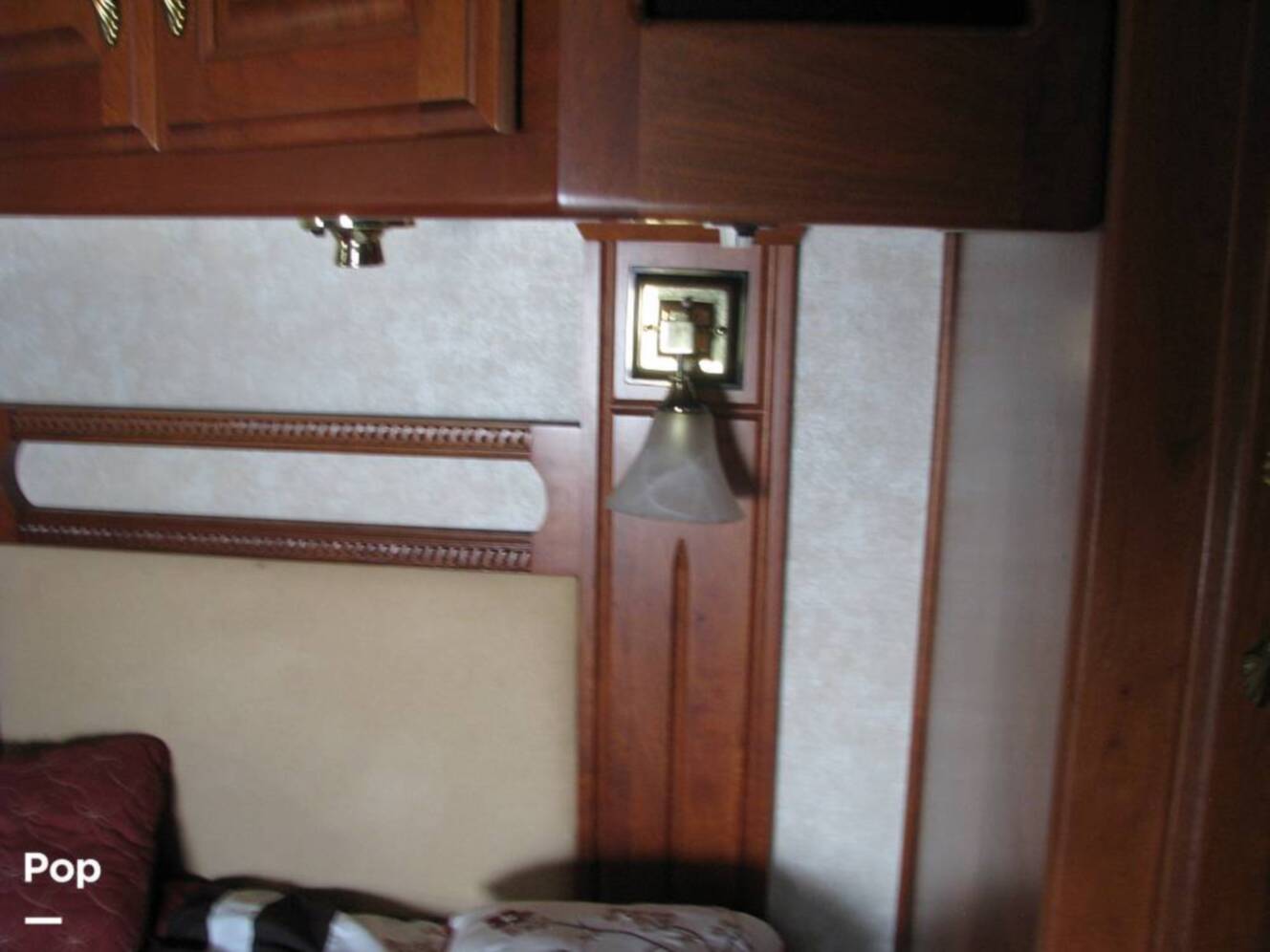 A photo of this 2007 American Coach American Tradition 42R