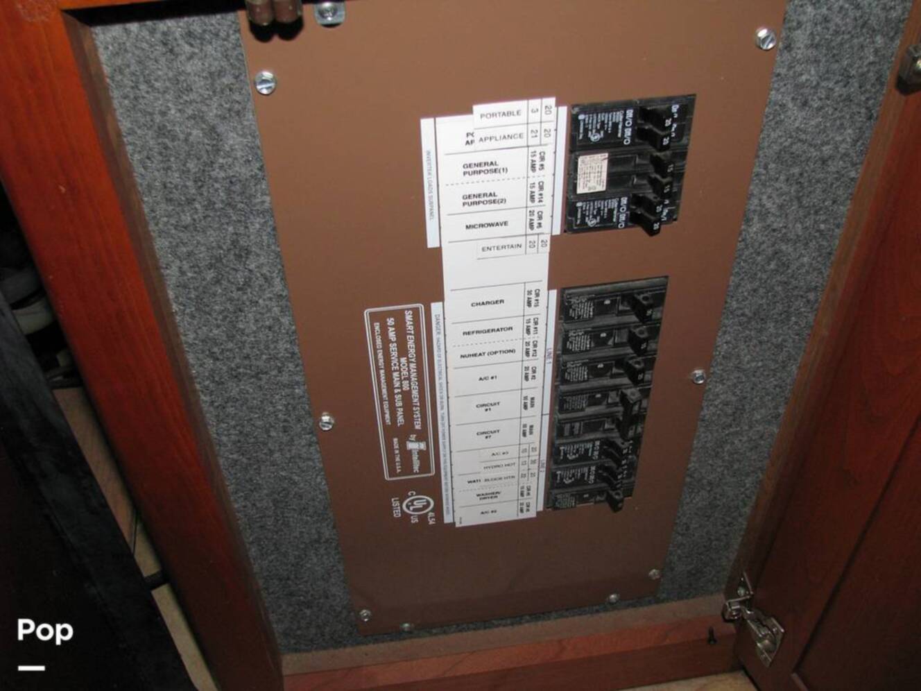 A photo of this 2007 American Coach American Tradition 42R