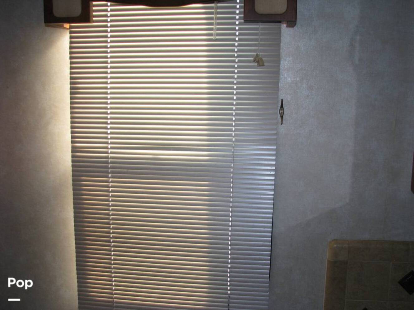 A photo of this 2007 American Coach American Tradition 42R