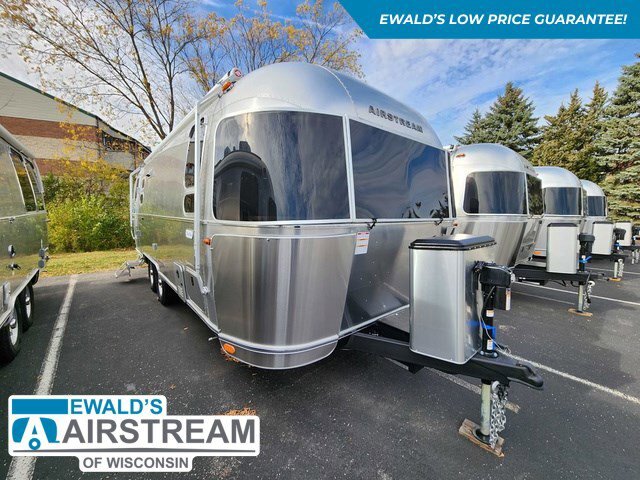 2025 Airstream Flying Cloud 25FB in hales corners WI
