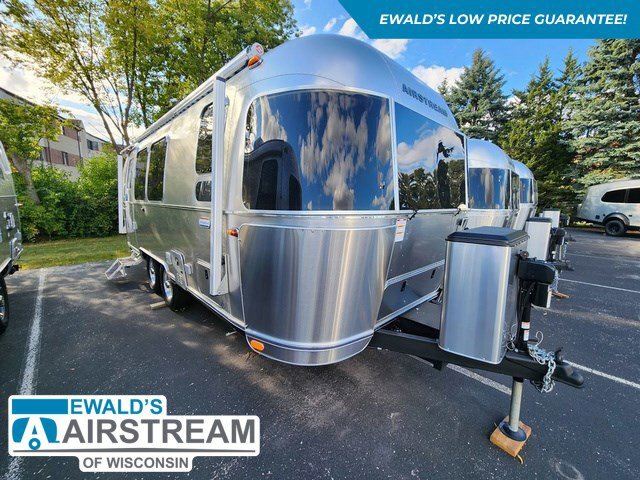 2025 Airstream International 23FB in hales corners WI