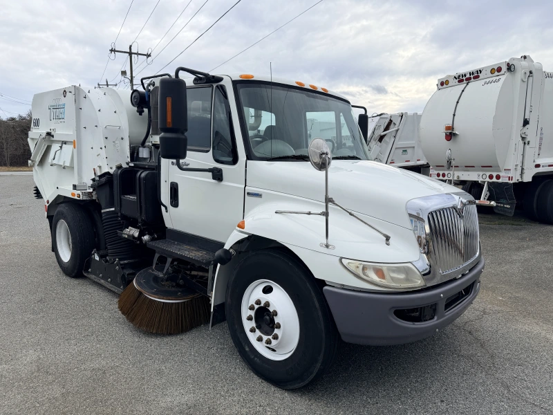 2013 INTERNATIONAL 4000