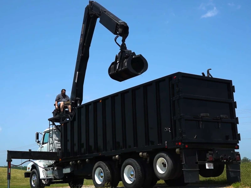 2003 WESTERN STAR 4900SA TRI-AXLE GRAPPLE TRUCK, CRANE TRUCK, KNUCKLEBOOMS, HAUL TRUCK.
