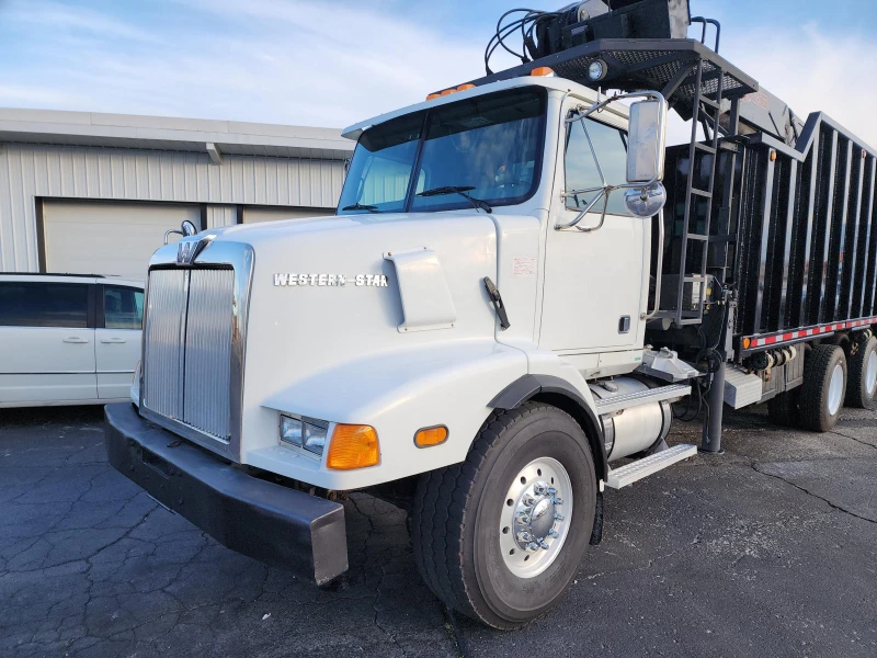 2003 WESTERN STAR 4900SA TRI-AXLE GRAPPLE TRUCK, CRANE TRUCK, KNUCKLEBOOMS, HAUL TRUCK.