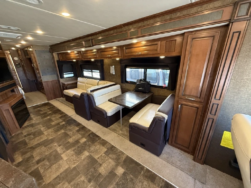 2014 FLEETWOOD BOUNDER 35K