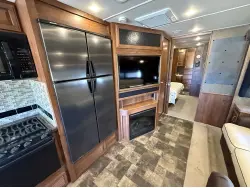2014 FLEETWOOD BOUNDER 35K