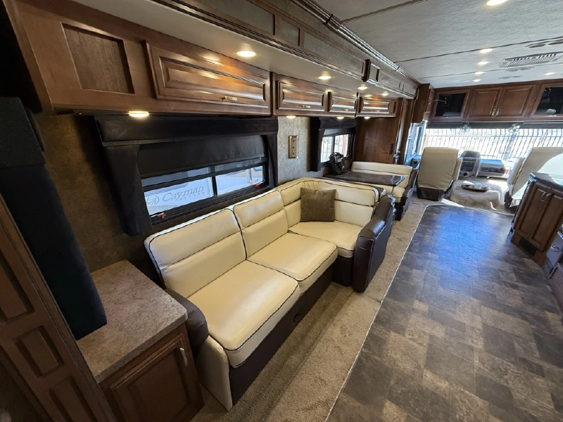 2014 FLEETWOOD BOUNDER 35K