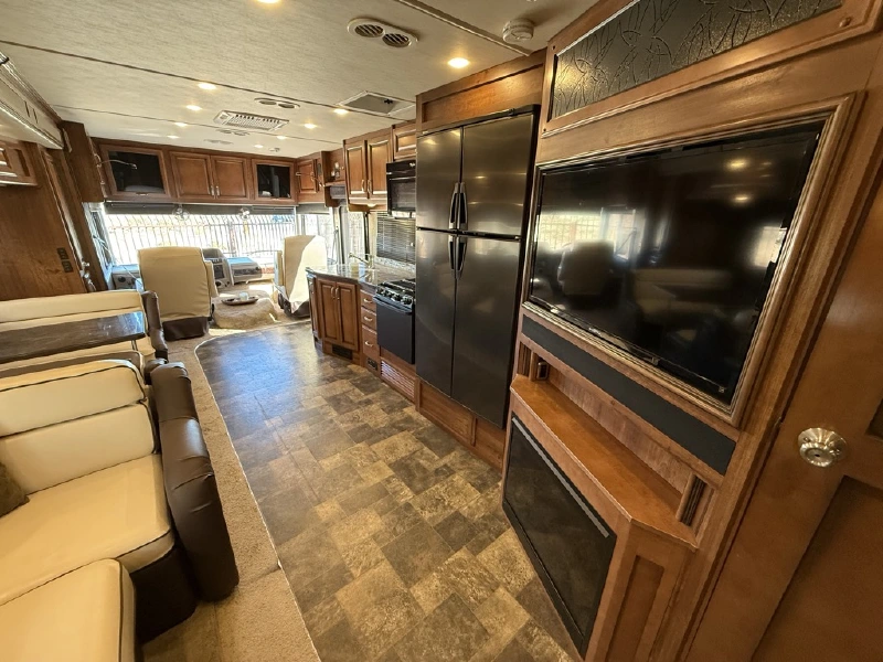2014 FLEETWOOD BOUNDER 35K