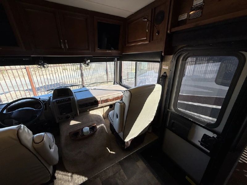 2014 FLEETWOOD BOUNDER 35K