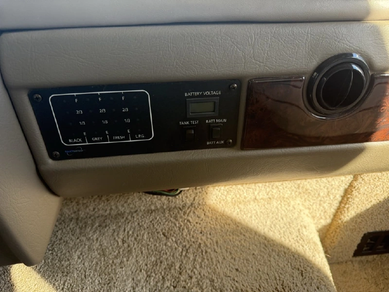 2014 FLEETWOOD BOUNDER 35K
