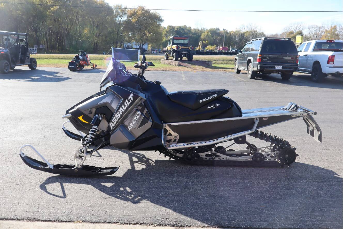 A photo of this 2018 Polaris 800 Switchback Assault 144 ES 2.0